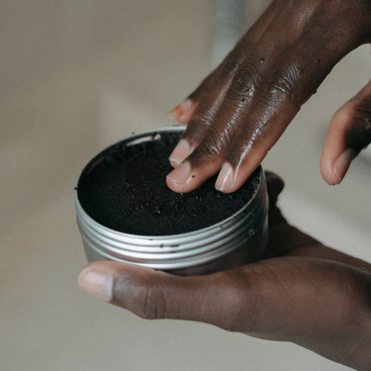 Exfoliante hidratante con café y coco